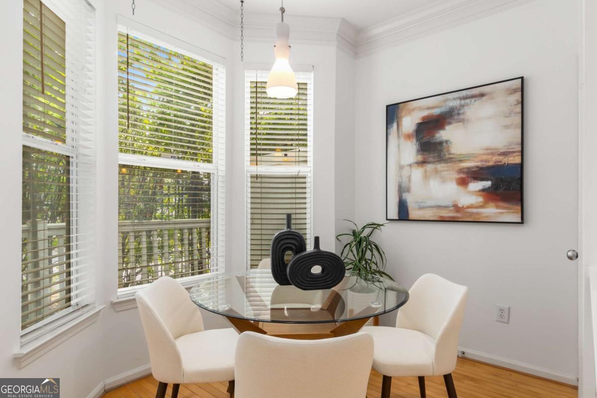 951 Glenwood AVE SE 103