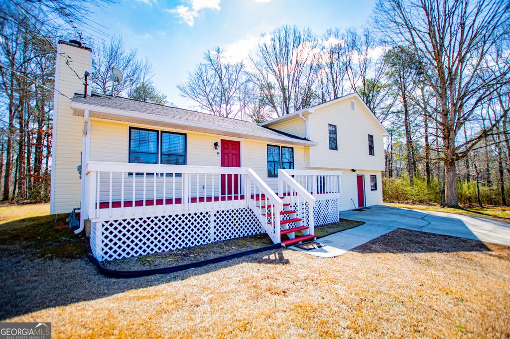 Photo of 55 Timber Mill Circle, Carrollton, GA 30116 (MLS # 10705671)