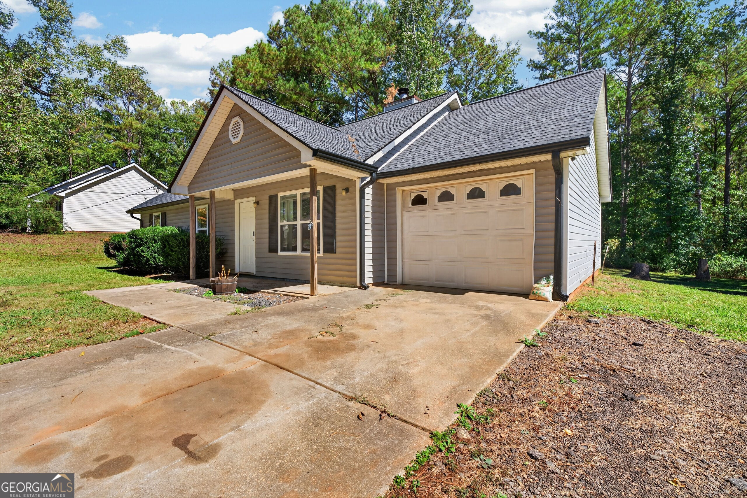 112 Starlake Drive