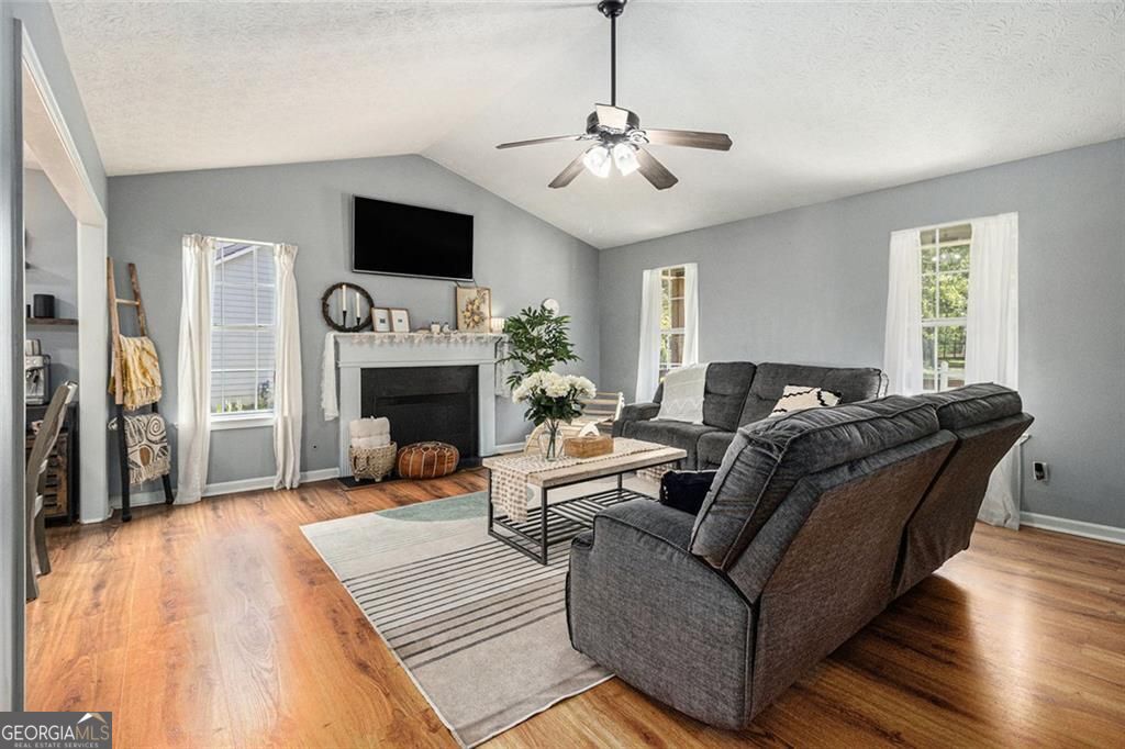 170 Brandon Woods CIR