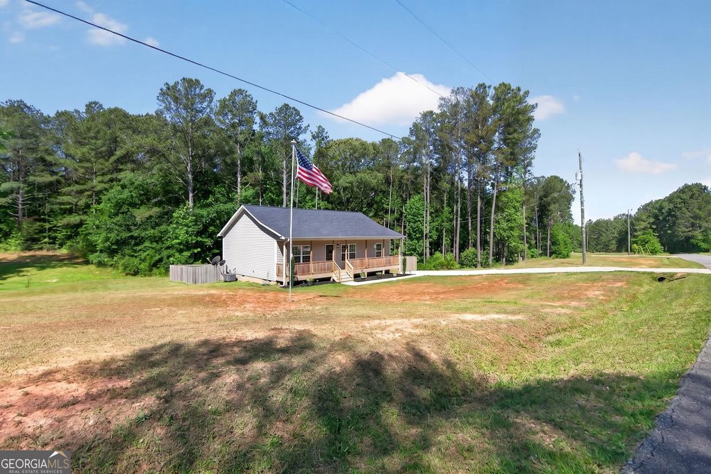 Photo of 22 Sutton Road, Buchanan, GA 30113 (MLS # 10767651)
