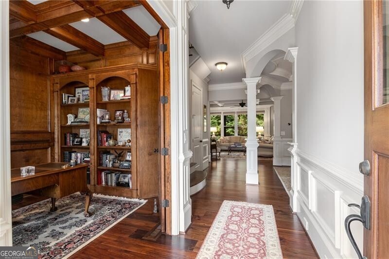 320 Wisteria CIR