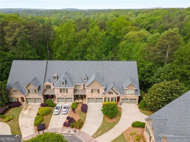 320 Wisteria CIR
