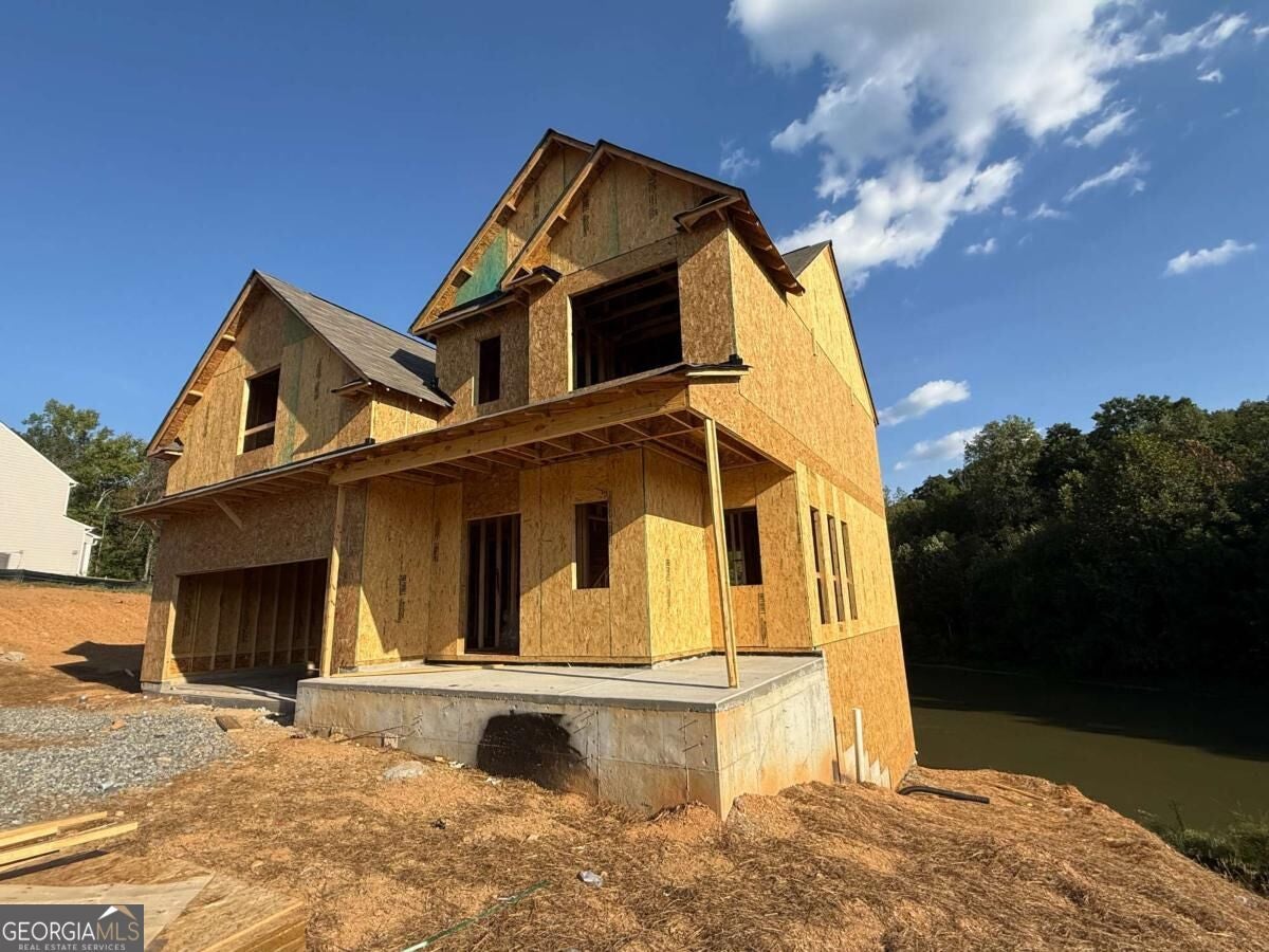 24 Madison LN