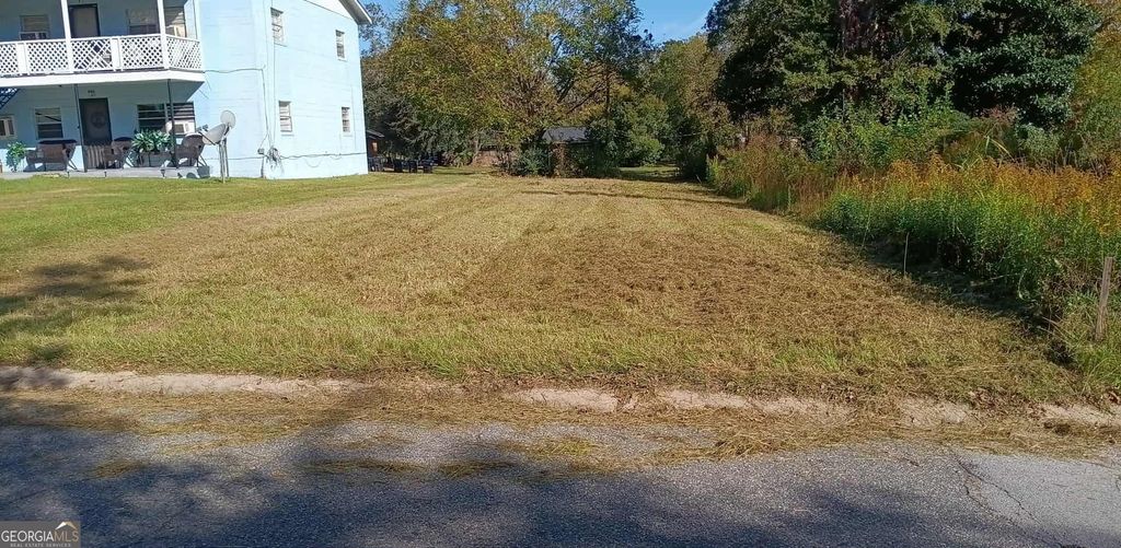 Photo of 608 E Lemon Street, Fitzgerald, GA 31750 (MLS # 10679997)