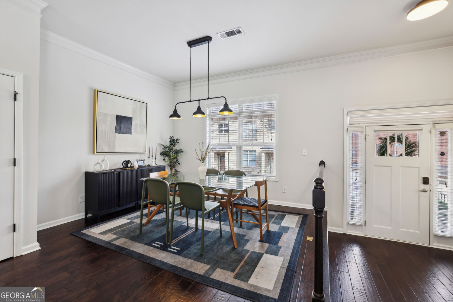 Atlanta, Georgia 30324, United States, 3 Bedrooms Bedrooms, ,4 BathroomsBathrooms,Residential,Active,79092