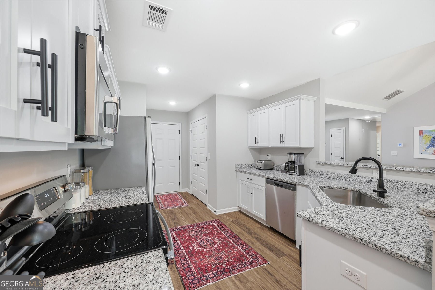 245 Brittany Pointe LN