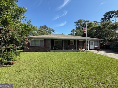 1310 Mcree Valdosta GA 31602