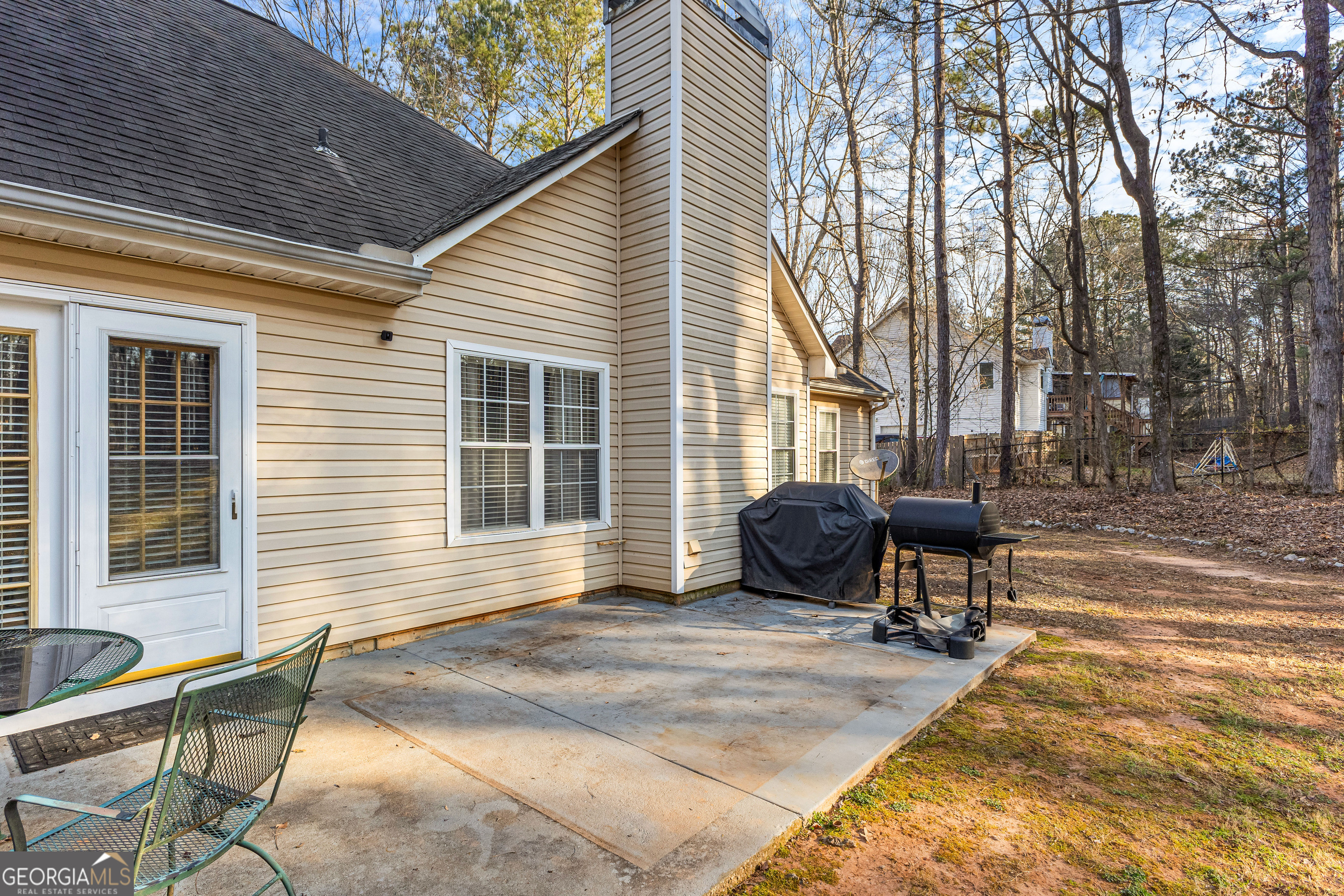 Newnan, Georgia 30265, United States, 3 Bedrooms Bedrooms, ,2 BathroomsBathrooms,Residential,Active,79925