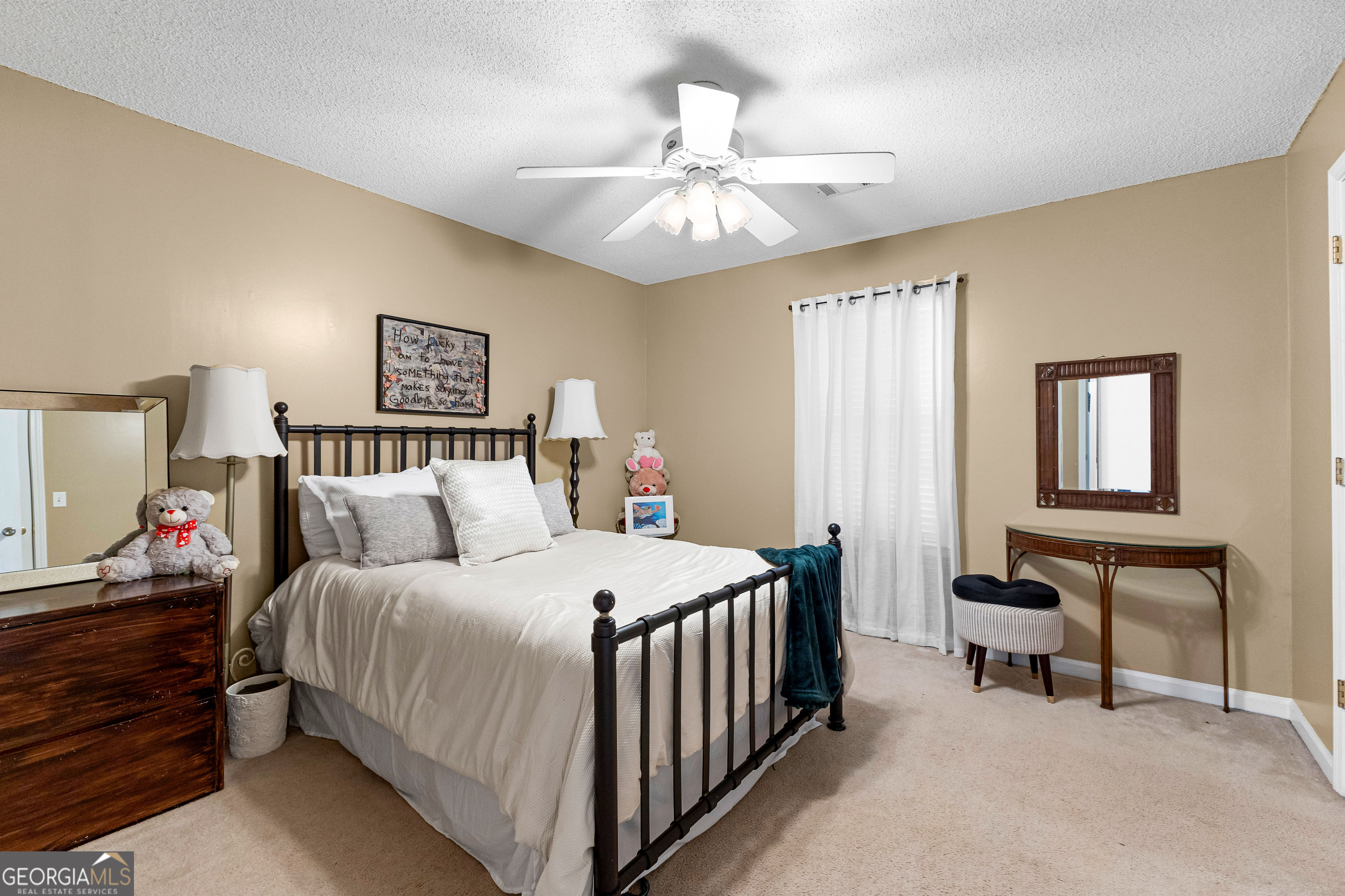 Newnan, Georgia 30265, United States, 3 Bedrooms Bedrooms, ,2 BathroomsBathrooms,Residential,Active,79925