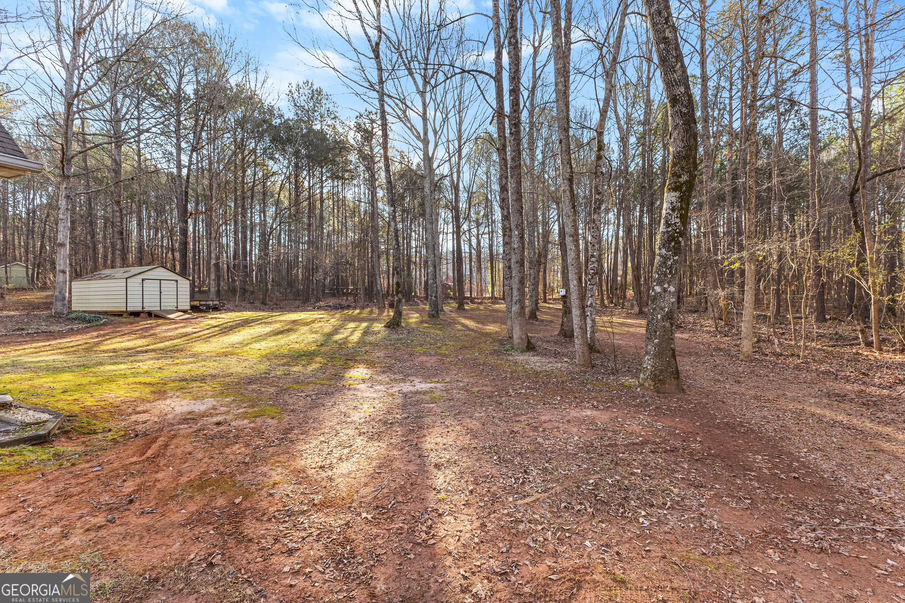 Newnan, Georgia 30265, United States, 3 Bedrooms Bedrooms, ,2 BathroomsBathrooms,Residential,Active,79925