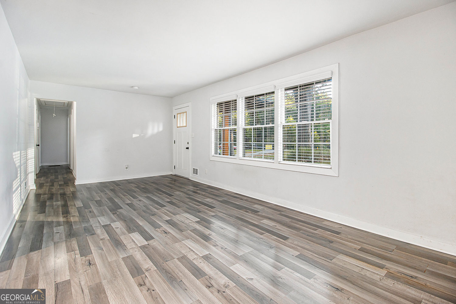 2425 Clifton Springs RD