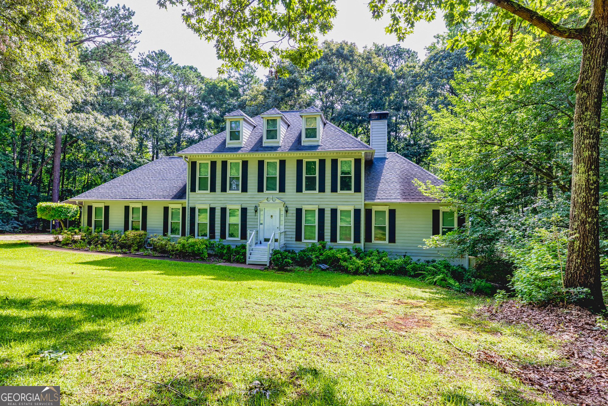 226 Linda LN