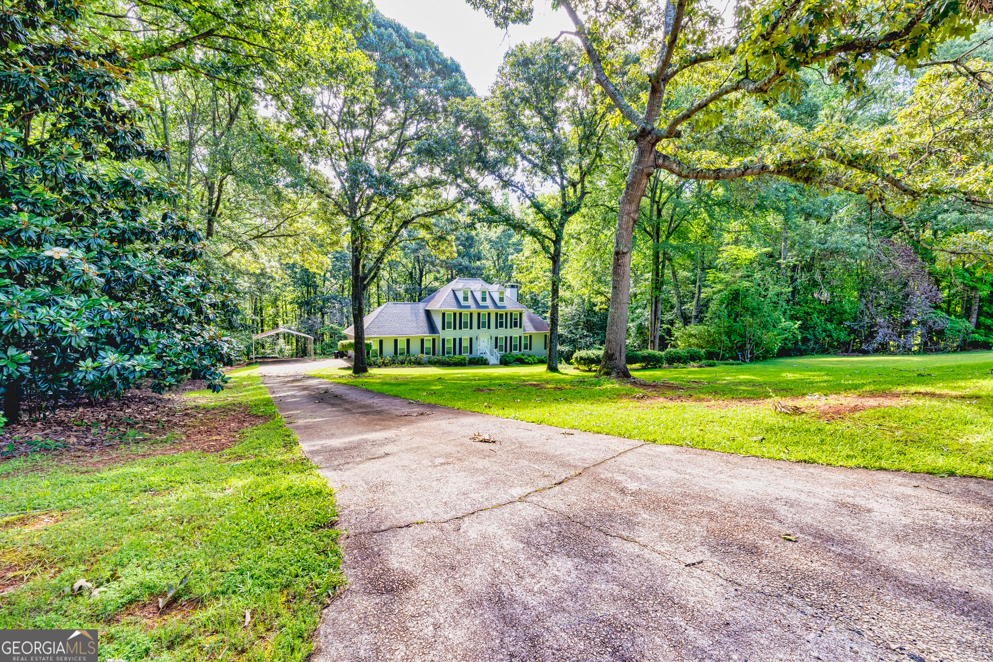 226 Linda LN