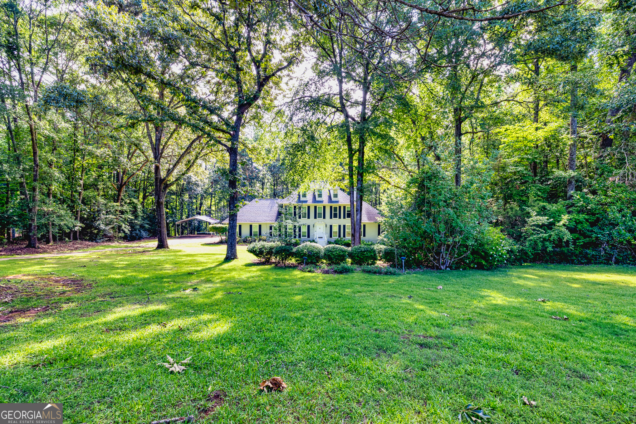 226 Linda LN