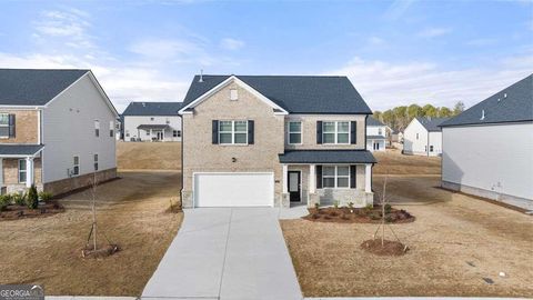 Single Family Residence in Loganville GA 3219 Champions Way.jpg