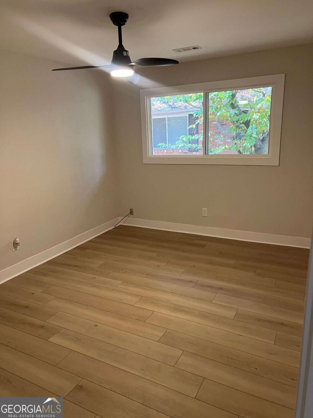 Photo of 421 Lake Drive, Hapeville, GA 30354 (MLS # 10880754)