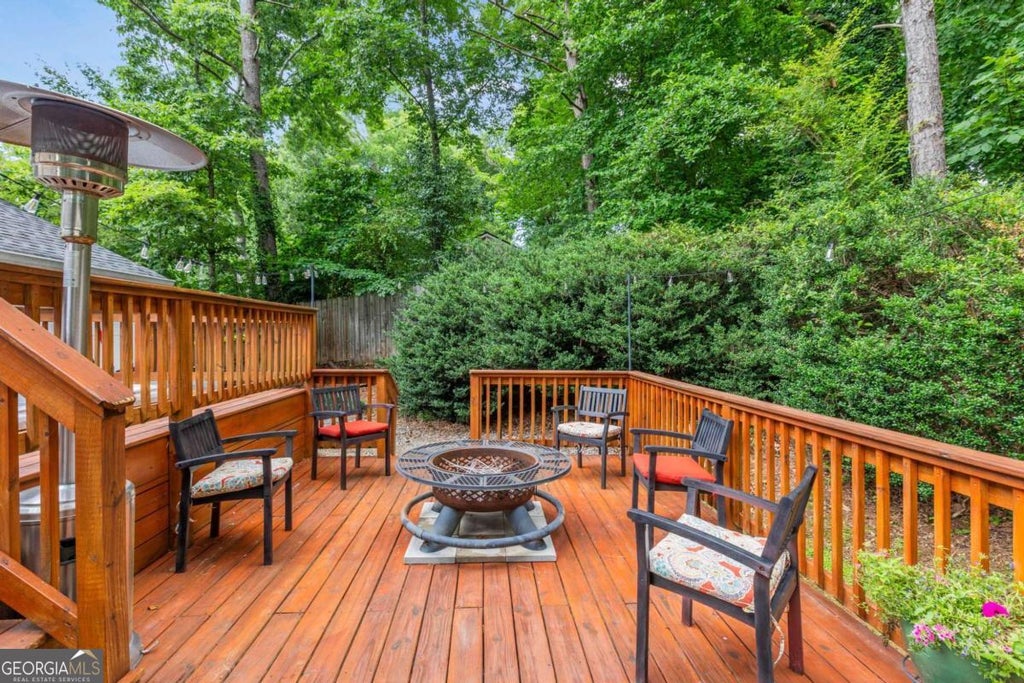 Photo of 225 Royal Colony Court, Alpharetta, GA 30022 (MLS # 10787773)