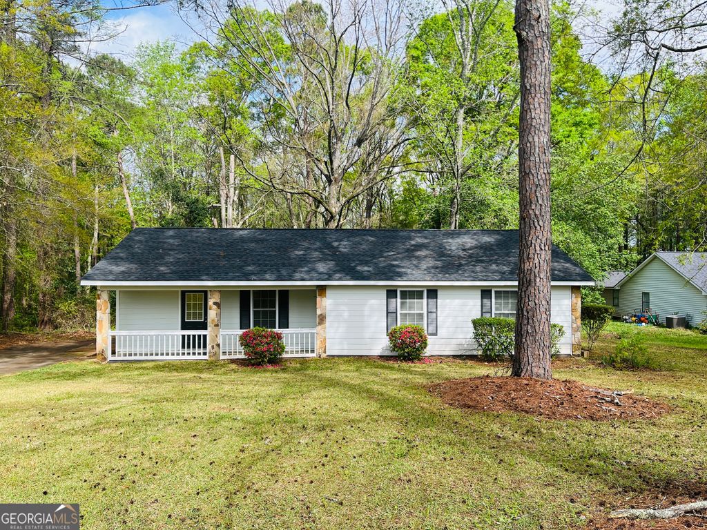 Photo of 1156 New Hutchinson Mill Road, Lagrange, GA 30240 (MLS # 10724918)