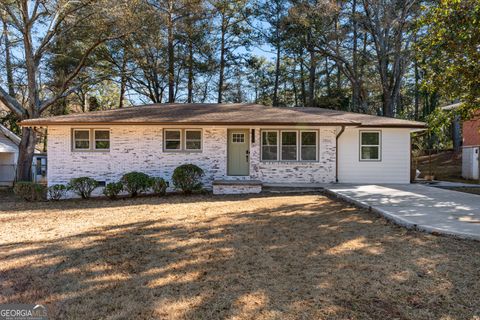 2592 Lois LN SE Atlanta GA 30315