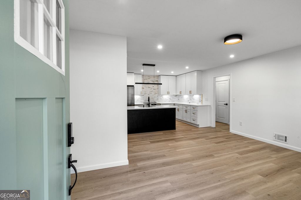 Photo of 2592 Lois Lane SE, Atlanta, GA 30315 (MLS # 10660559)