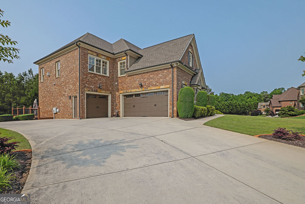 2450 Weber Heights WAY