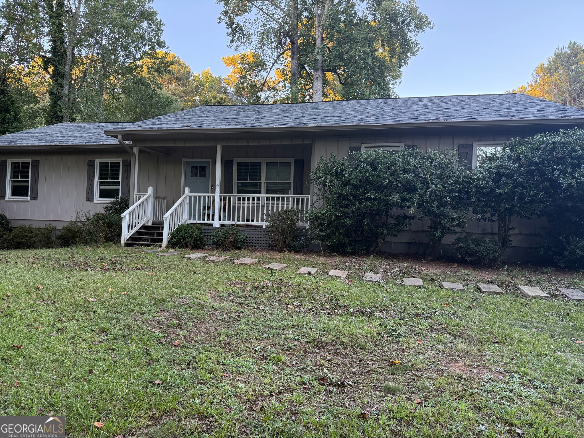 3310 Donna WAY