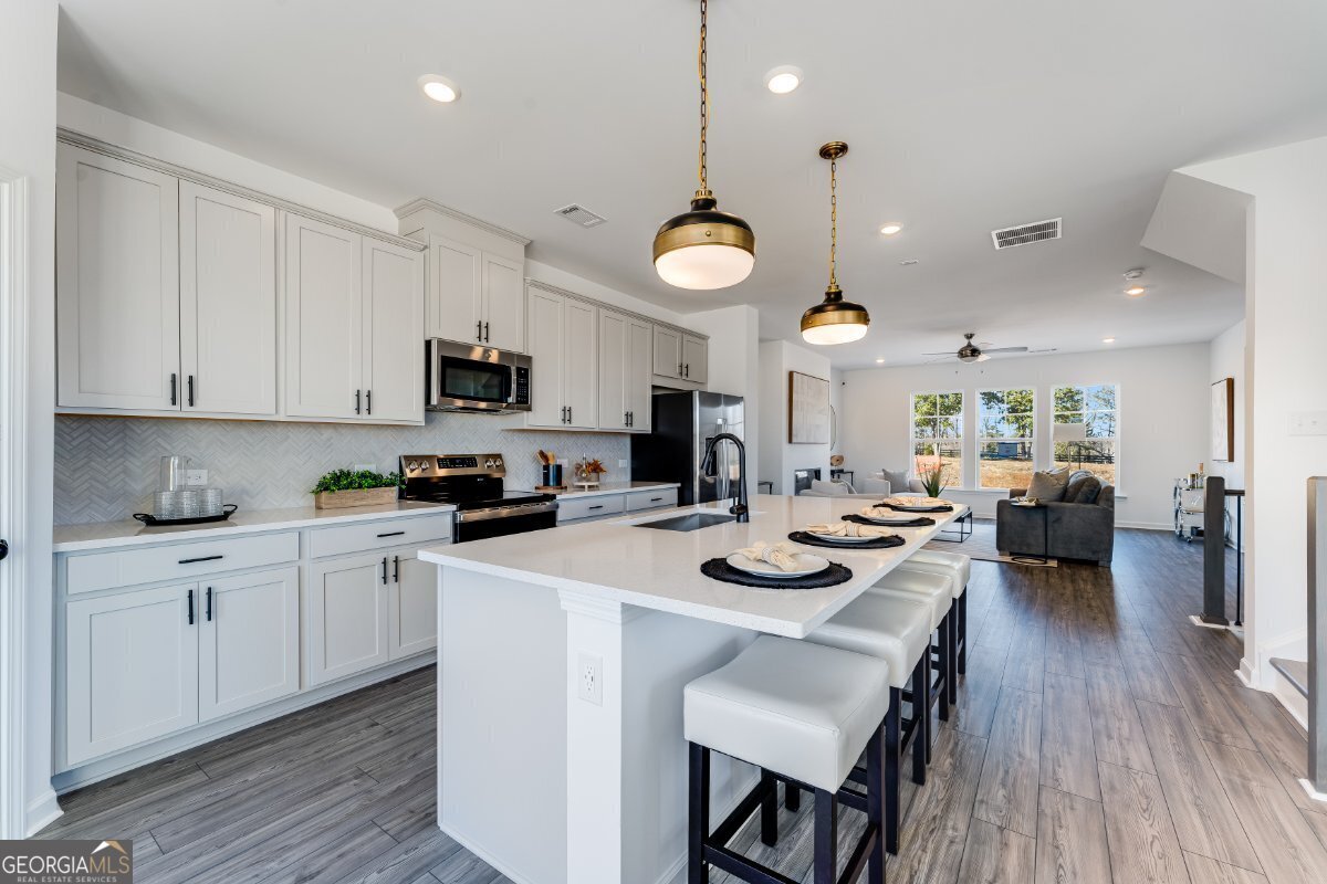 Hampton Trace - Residential