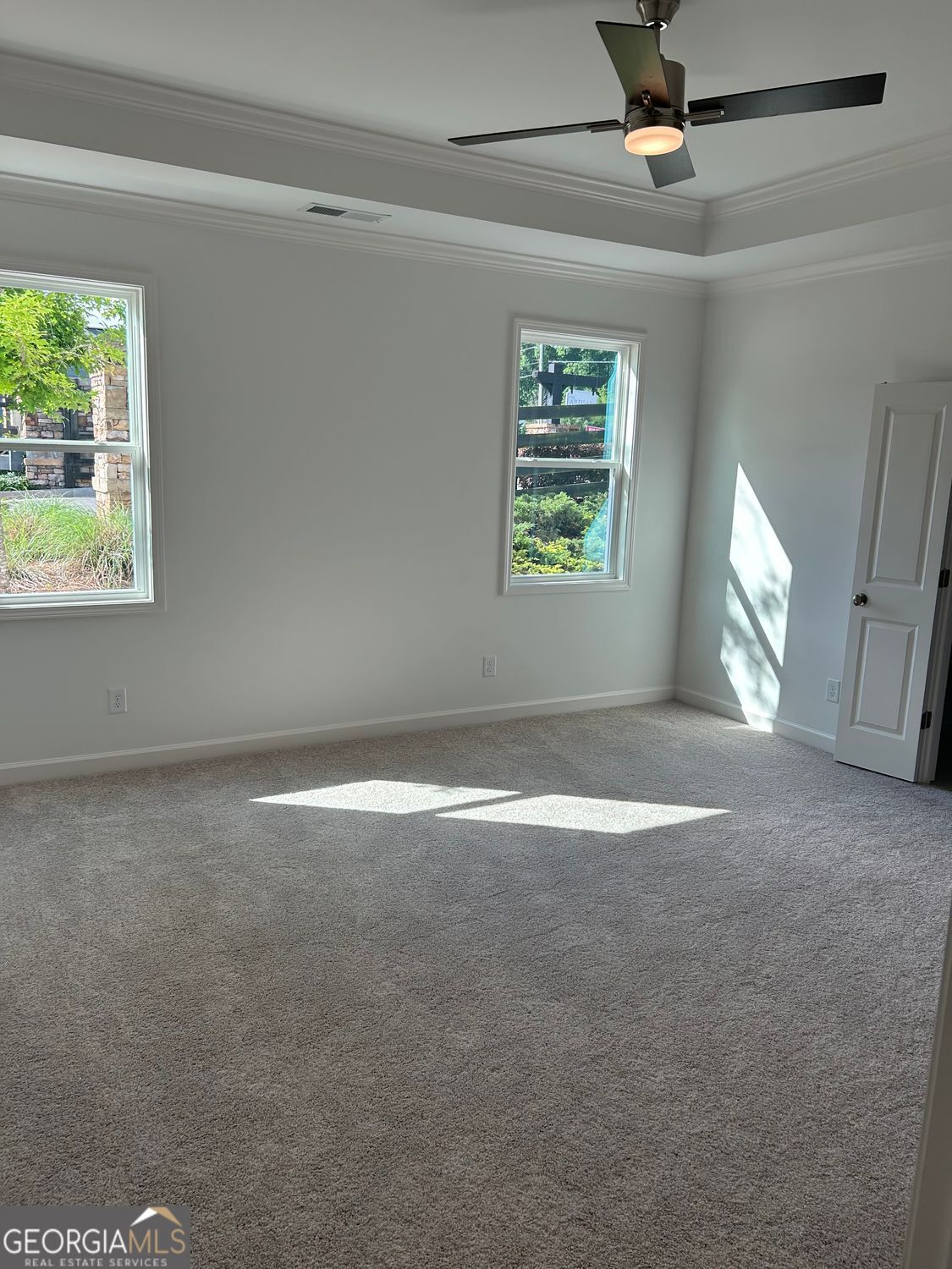 204 Saratoga DR