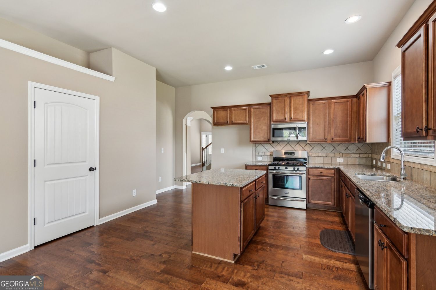 Cumming, Georgia 30028, United States, 4 Bedrooms Bedrooms, ,2 BathroomsBathrooms,Residential,Active,227720