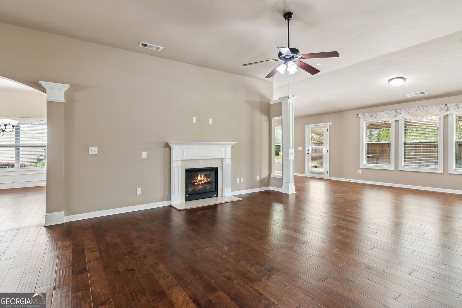 Cumming, Georgia 30028, United States, 4 Bedrooms Bedrooms, ,2 BathroomsBathrooms,Residential,Active,227720