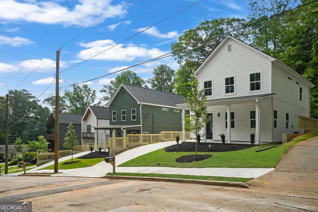 Photo of 1808 Charles Place NW, Atlanta, GA 30318 (MLS # 10796270)