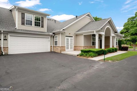 2561 Grapevine CIR 104 Cumming GA 30041