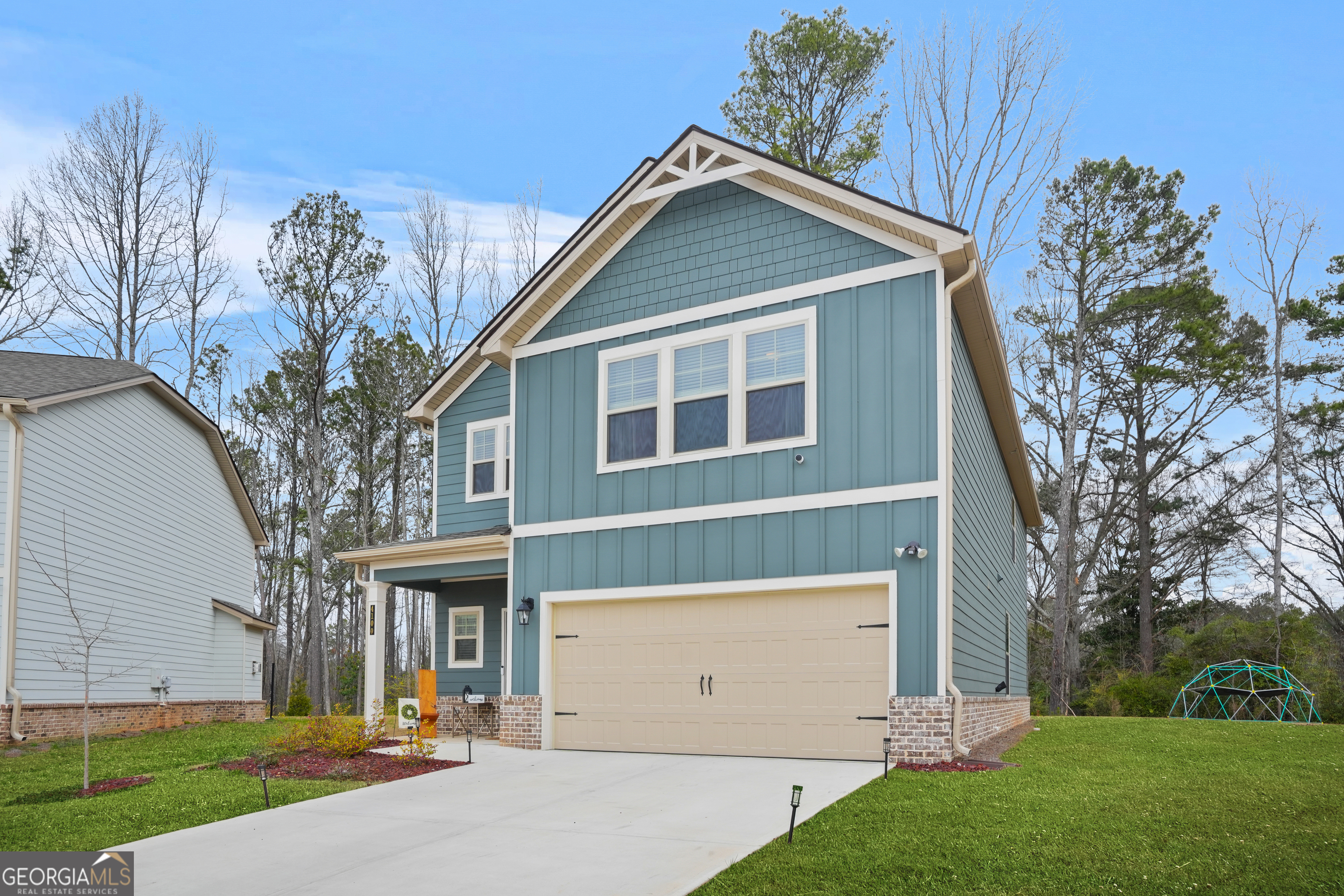 Fayetteville, Georgia 30214, United States, 4 Bedrooms Bedrooms, ,3 BathroomsBathrooms,Residential,Active,91570