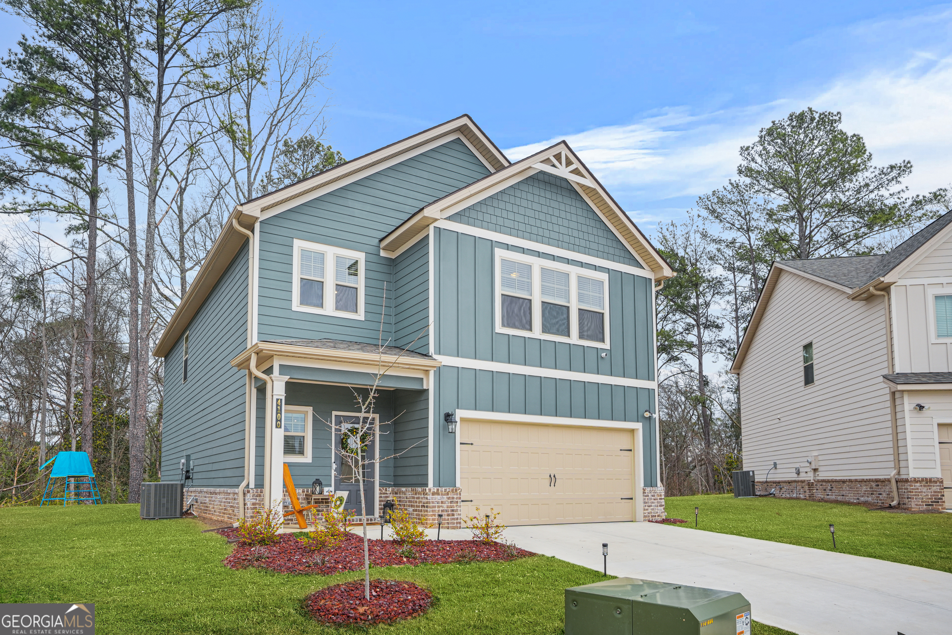 Fayetteville, Georgia 30214, United States, 4 Bedrooms Bedrooms, ,3 BathroomsBathrooms,Residential,Active,91570