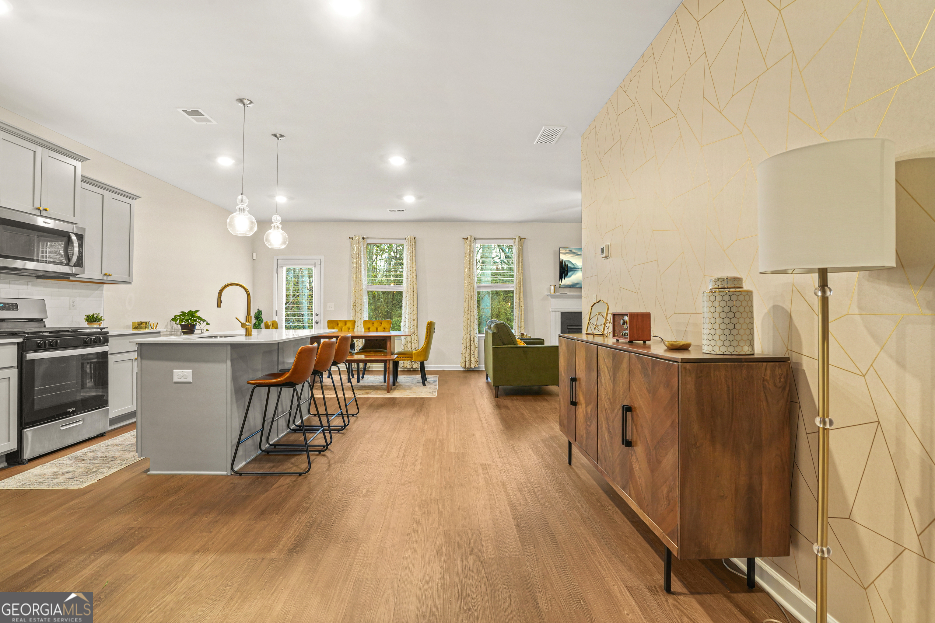 Fayetteville, Georgia 30214, United States, 4 Bedrooms Bedrooms, ,3 BathroomsBathrooms,Residential,Active,91570