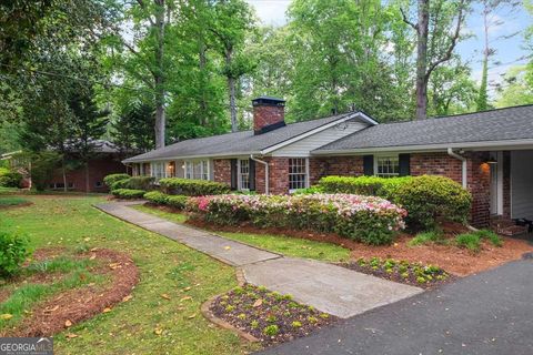 302 Chinquapin DR SW Marietta GA 30064