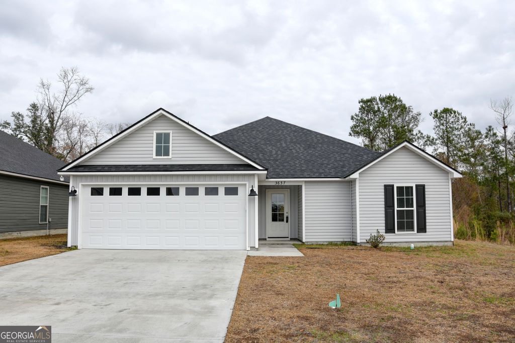 Photo of 3637 Deidra Miller Cir, Valdosta, GA 31605 (MLS # 10690856)
