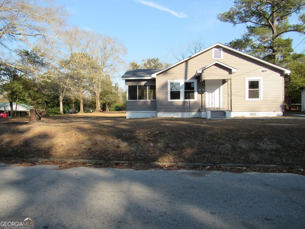 Photo of 1263 Highland Avenue, Macon, GA 31211 (MLS # 10686056)