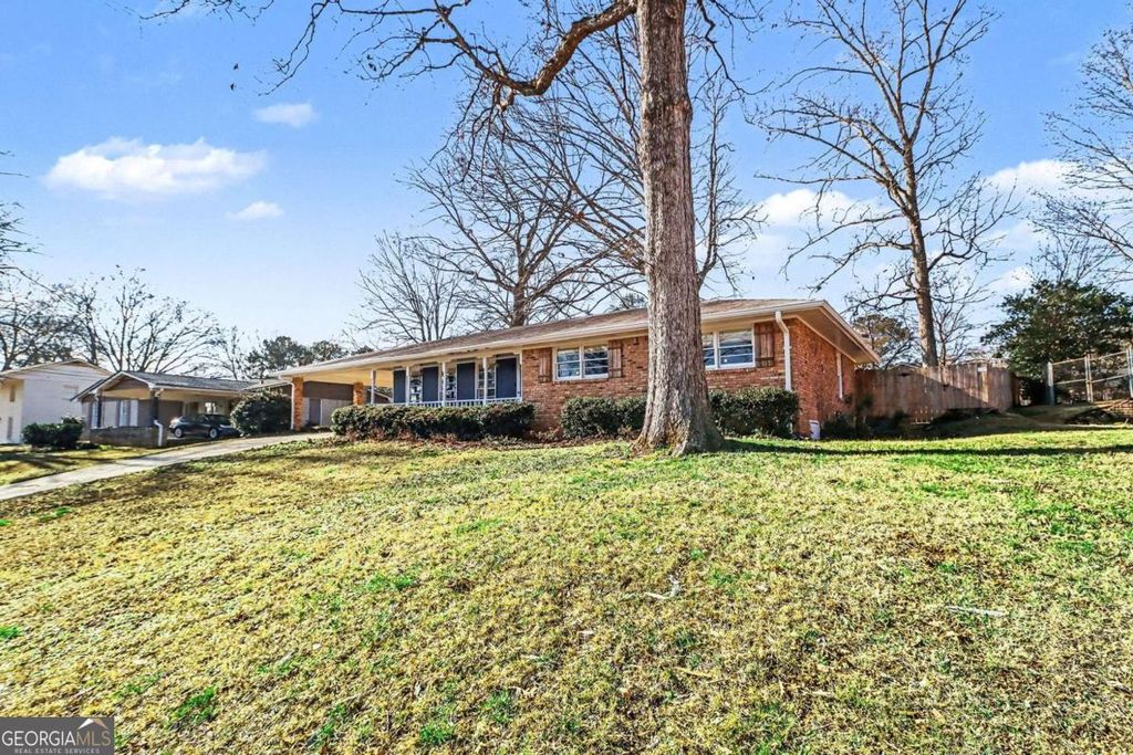 Photo of 3811 Wake Forest Road, Decatur, GA 30034 (MLS # 10763103)