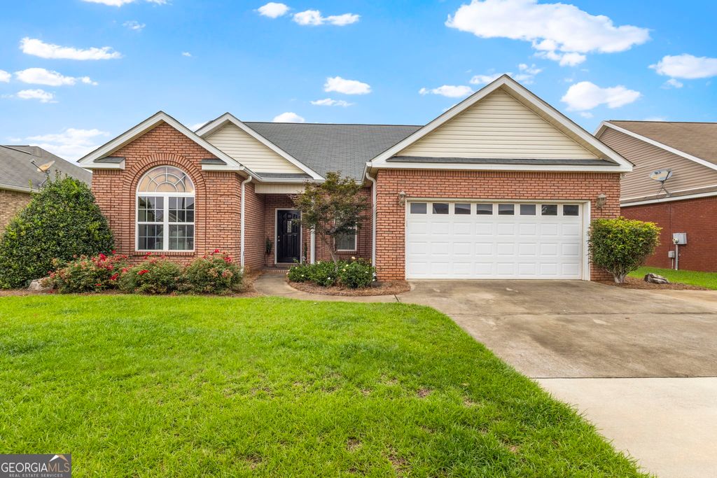 Photo of 104 Witherspoon Court, Warner Robins, GA 31088 (MLS # 10797409)