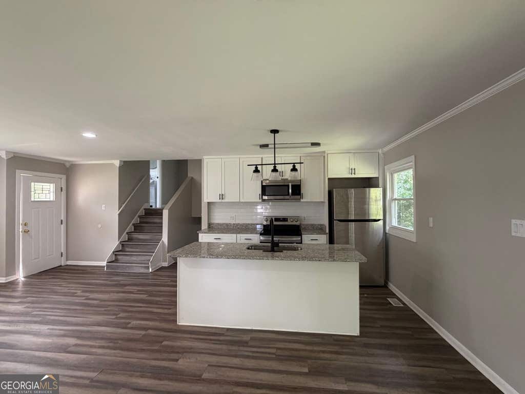 Photo of 215 Sunnydale Drive, Warner Robins, GA 31088 (MLS # 10832223)