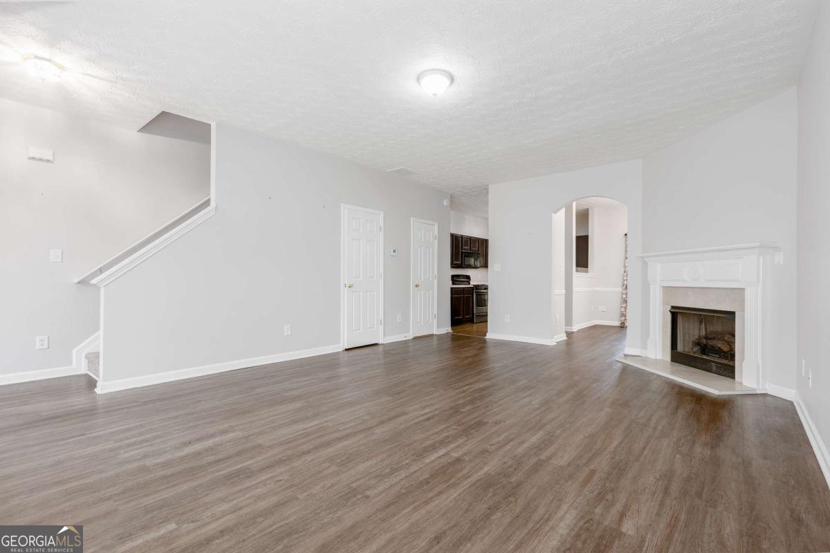 647 Kenridge DR