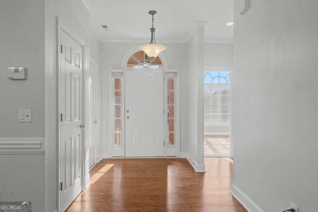 Photo of 114 Vinings Way SE, Calhoun, GA 30701 (MLS # 10698503)