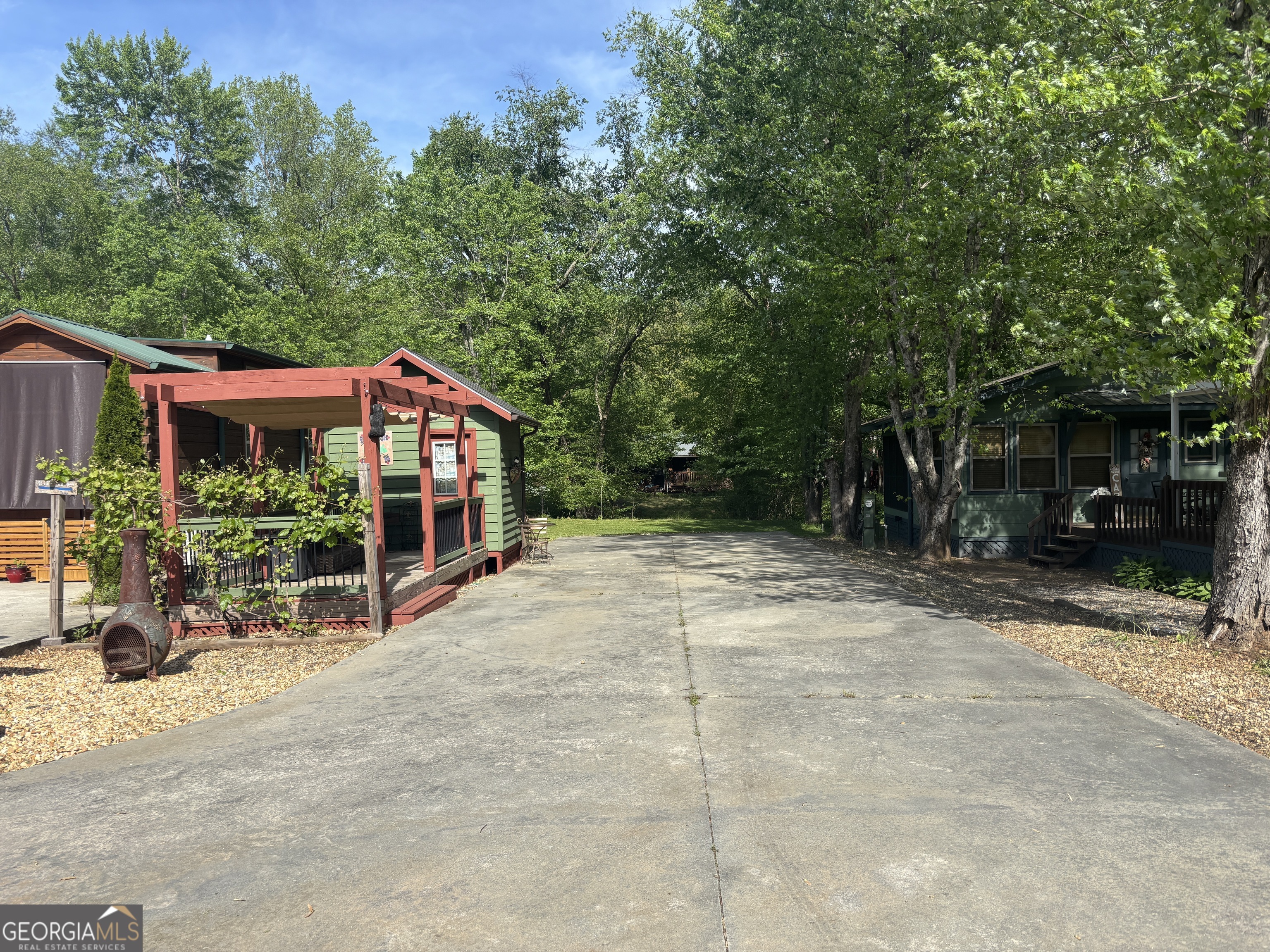 55 Speckled Trout DR