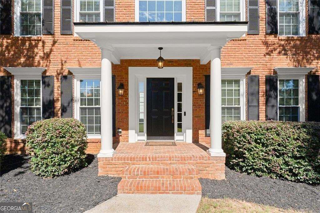 907 Forest Pond DR