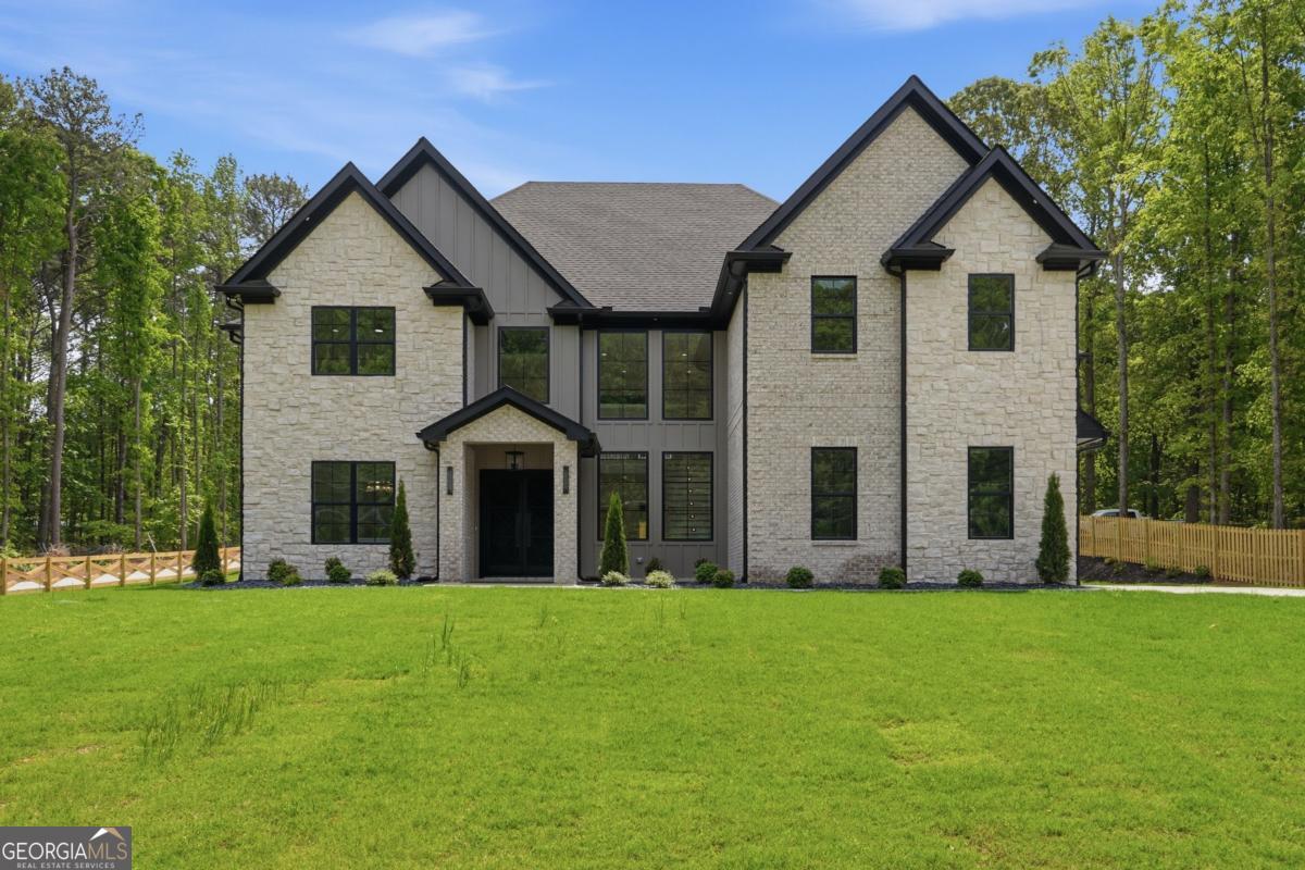 2196 Old Fountain RD