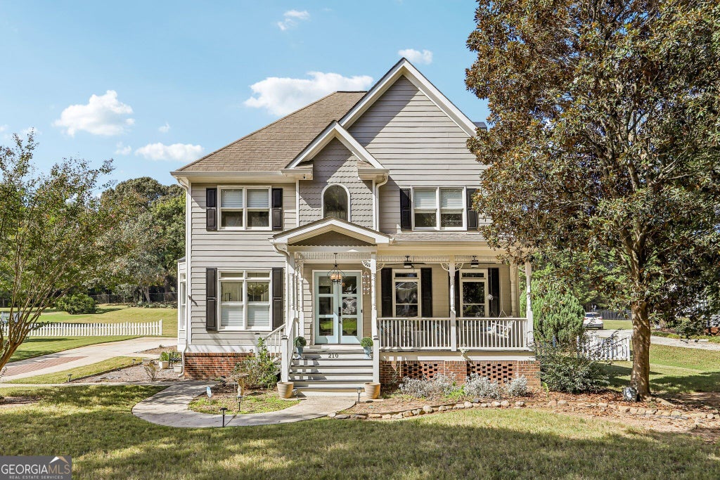 Photo of 210 Mackenzie Lane, Fayetteville, GA 30214 (MLS # 10872784)