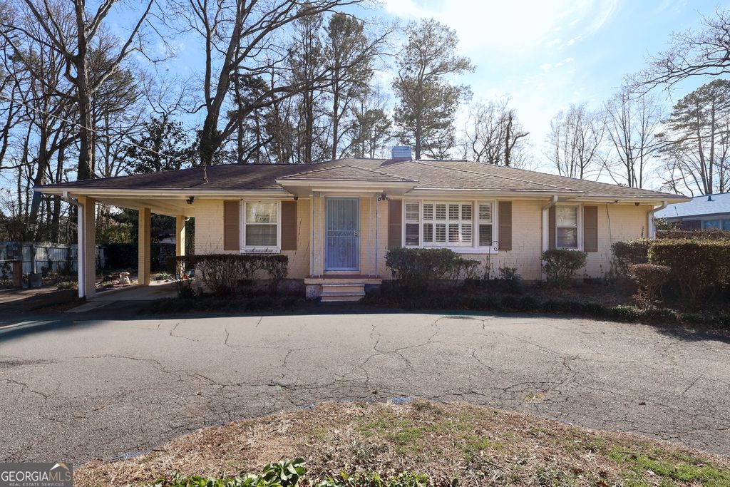 Photo of 1077 Helen Street, Morrow, GA 30260 (MLS # 10686985)