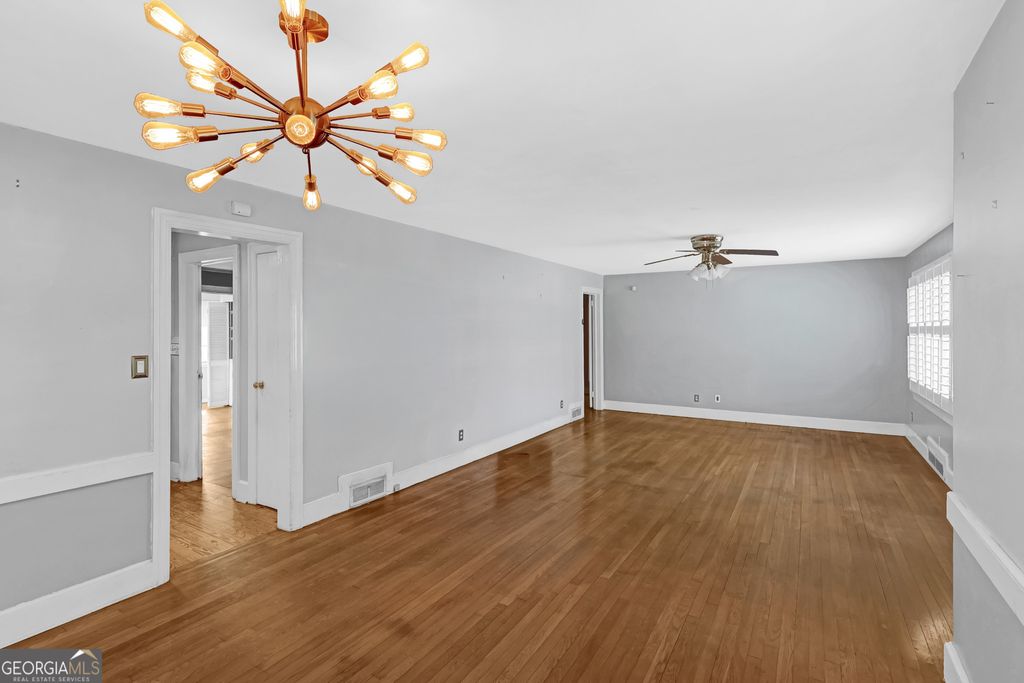 Photo of 1077 Helen Street, Morrow, GA 30260 (MLS # 10686985)